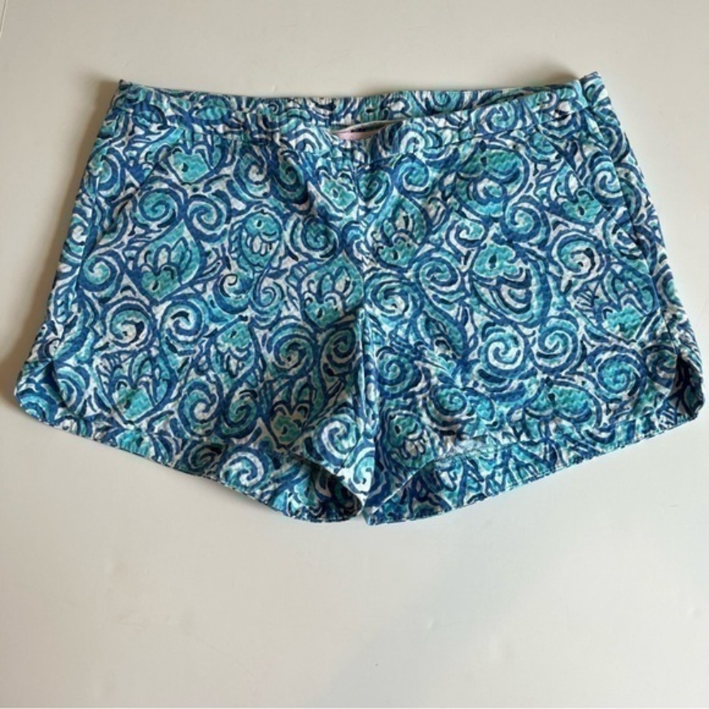 Lilly Pulitzer Adie Chasing Tail Fish Shorts Women’s Size 2